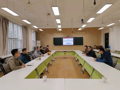 人民日?qǐng)?bào)智慧媒體研究院與郵樂農(nóng)品網(wǎng)到信息與計(jì)算機(jī)學(xué)院考察交流，共促計(jì)算機(jī)信息技術(shù)推廣